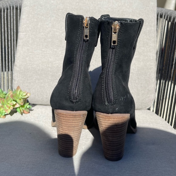Justfab booties size 8.5- gently used - Picture 6 of 6